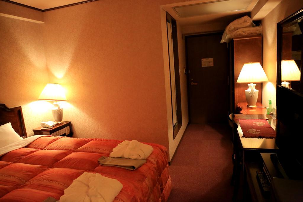 Hotel Palace Inn Toyota Toyota  Exteriör bild